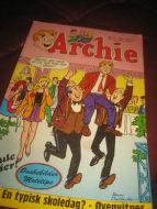 1989,nr 009, ARCHIE. Helsides bilde av BON JOVI  på baksida.