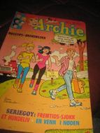 1989,nr 011, ARCHIE. Helsides bilde av ROXETTE på baksida.