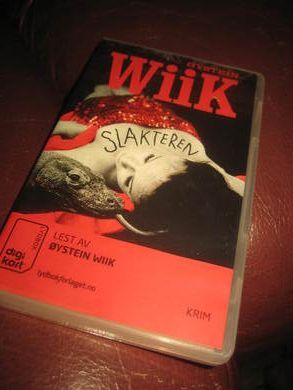 WIIK ØYSTEIN: SLAKTEREN Lest av Øystein Wiik ca 15 5 timer KRIM