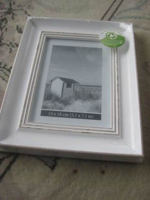 Pen bilderamme med glass ca 13*18 cm lysflate dette er bildramme nr 1