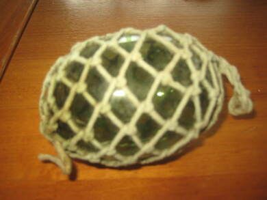 Gammel kavlkule brukt ved garnfiske i eldre tider Dette er den tykke kula som er sjelden Lys grønn pen seis Dette er kule nr 3