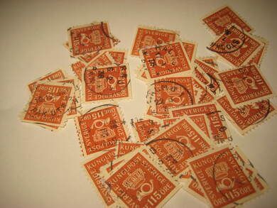 Lot med gamle svenske stempla frimerker Du får det som er avbilda Dette er pakke nr 3