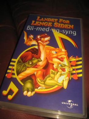 LANDET FOR LENGE SIDEN BLI MED Å SYNG 1997