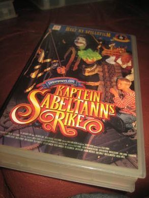 KAPTEIN SABELTANNS RIKE 1996