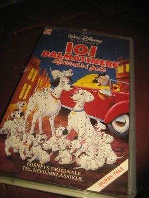 SJARMØR I PELS 101 DALMATINERE 1961