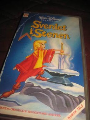 SVERDET I STENEN