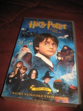 HARRY POTTER OG DE VISES STEIN 2001