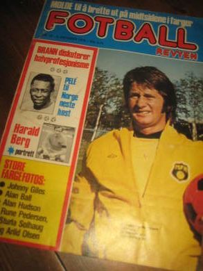 1976 nr 012 FOTBALL REVYEN