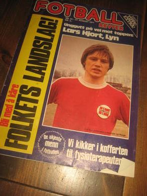 1977 nr 034 FOTBALL REVYEN