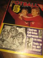 1977 nr 043 FOTBALL REVYEN