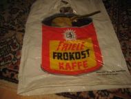 Nostalgisk plastnett fra 80-90 tallet noe for din samling? FRIELE FROKOSTKAFFE