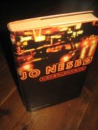 NESB&Oslash; JO: KAKERLAKKENE 2000