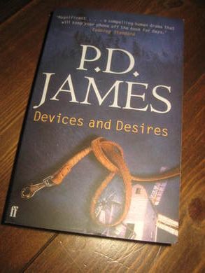 JAMES P D : DEVICES AND DESIRES 1989