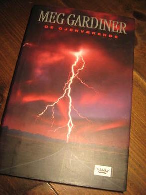 GARDINER MEG:; DE GJENV&AElig;RENDE 2004