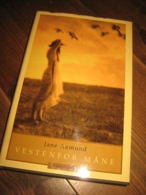 AAMUND JANE: VESTENFOR M&Aring;NE 2005