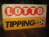 LOTTO TIPPING dobbeltsidig veggskilt ca 45*25 cm stort hardplast 80 tallet