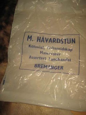 Gammelt plastnett M HÅVARDSTUN Assortert Llandhandel Bremanger