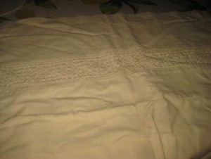 Eldre putevar i god stand hardangermønster i topp Ca 55*55 cm stort