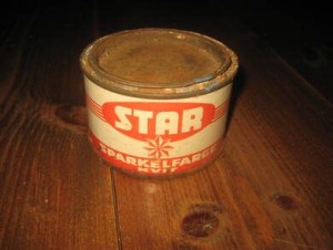 Boks med innhold STAR SPARKELFARGE HVIT fra Star Maling og Lakkfabrik Drammen 60 tallet