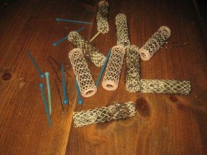 Lott med gamle hårruller fra 70 tallet Dette er pakke nr 5