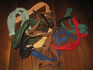 Lott med eldre glidlås selges under ett Dette er pakke nr 2