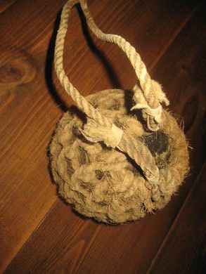 Meget pen kavlkule med pen seis merka med to ringer spesiellt stempel gammel!!