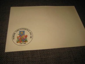 NORSK GRUNNSKOLE 250 &Aring;R 1709 1989