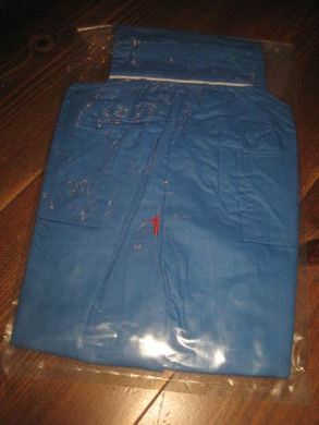 Rebo barnebukse i oiginalemballasje med lommer og skulder reimer ubrukt fra avvikla krambod p&aring; 60 tallet Noe for deg? Bl&aring; dette er nr 1