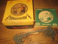 Eske med noe innhold DORGEFORT&Oslash;M fra Hans Thaulow Trondhjem 40 tallet