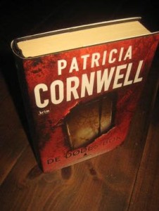 CORNWELL PATRICIA: DE D&Oslash;DES BOK