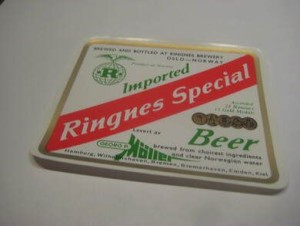 Str&oslash;ken og ubrukt &oslash;letikett fra Ringnes Bryggeri en del &aring;r tilbake i tid dette er etikett nr 9
