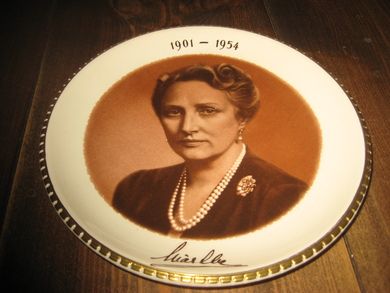 Martha minneplatte ca 19 cm i diameter Stavangerflint 50 tallet Strøken!