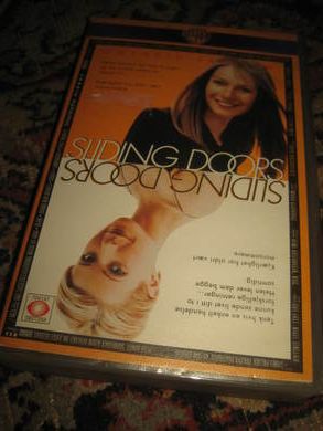 SIDDING DOORS 1998 99 MIN 12 ÅR
