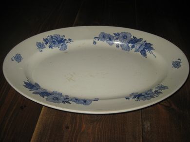 Ovalt fat fra Egersund, BLÅVALMUE, brunt stempel, tidleg 1900. Ca 37  cm i diameter.