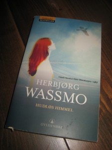 WASSMO, HERBJØRG: HUDLØS HIMMEL. 2002. 