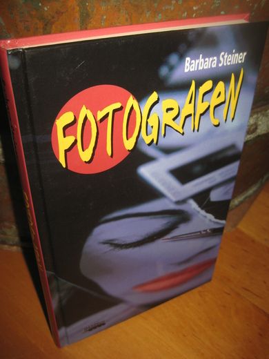 Steiner: FOTOGRAFEN. 2001.