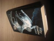 James. Fifty Shades. BUNDET. 2012.