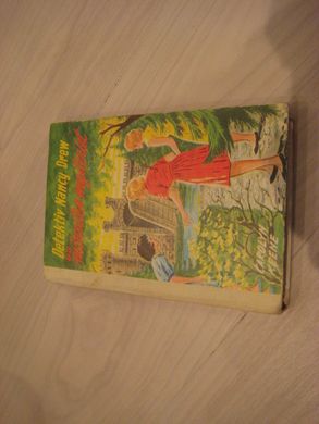 Keene: Detektiv Nanc Drew og månesten mysteriet Bok nr 40 1967