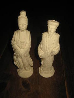 Pene figurer selges samla ca 16 cm høge