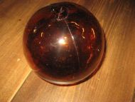 Stor bruk kavlkule Brukt ved garnfiske i gamle dager ca 13 cm i diameter Har ikkje hatt brune kuler tidlegare