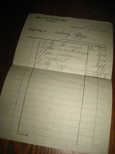 Rekning fra Opsvik's Landhandel Stranda 1954