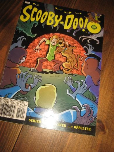 2011, SCOOBY-DOO!