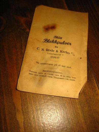 Uåpna pakke Blått Blekkpulver fra C.N.Rode & Karko, Lilletorvet 1, Oslo, 50 tallet. 