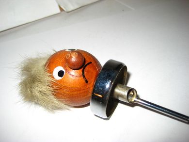 Til flasketuten Trehode med hår