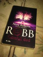 ROBERTS NORA: GÅTEFULL DØD 2005