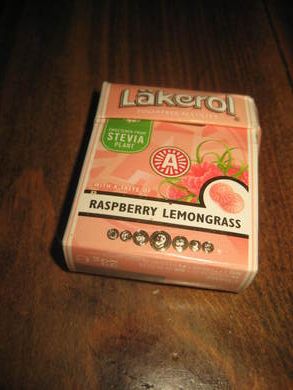 Liten foldekniv fra SPESIALSERVCE AB