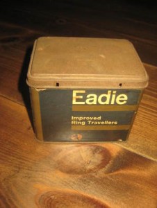 Boks med innhold, EADIES IMPROVED Ring Travellers, fra Eadie Bross, England, 50 tallet