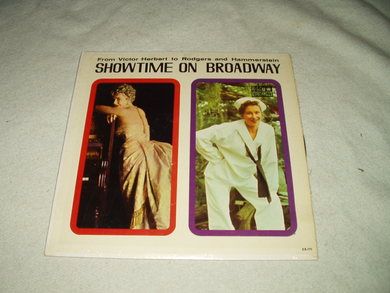SHOWTIME ON BROADWAY