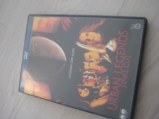 URBAN LEGENDS FINAL CUT. 2000, 93 MIN, 15 ÅR.