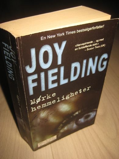 FIELDING JOY: MØRKE HEMMELIGHETER 2010